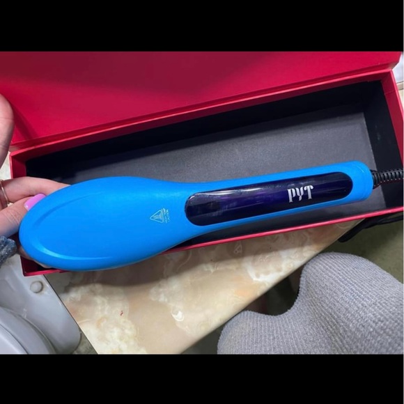 Hair straightener brush - Picture 2 of 4